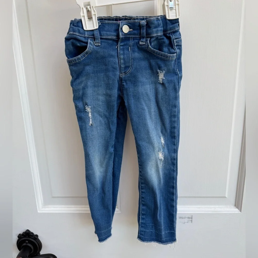 NWOT The Children's Place 3T Girls Super Skinny Blue Denim Distressed Jeans Pant